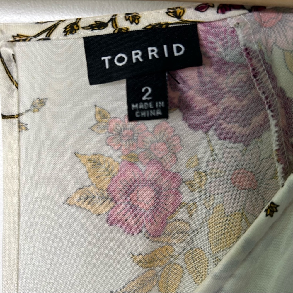 Torrid Mini Challis floral Skater Dress size 2 dark romantic feminine date night - Picture 2 of 11